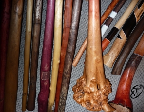 Nové didgeridoo 2015 Tomáše Dufka (TD) Nové didgeridoo 2015 Tomáše Dufka (TD)